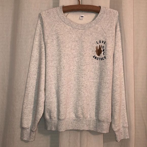 Old Navy Tops - Old Navy XL Silver Gray Heathered Crewneck Fleece Lined Pullover Sweatshirt